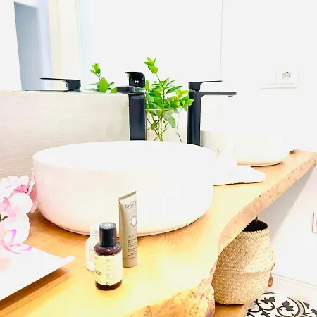 Hermanos Garnelo דירה *